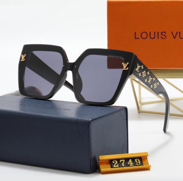 Louis vitton Glasses - Image 28