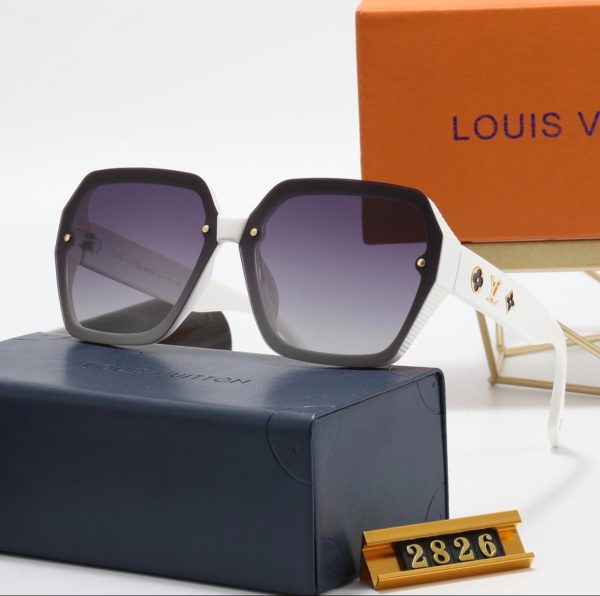 Louis vitton Glasses - Image 26